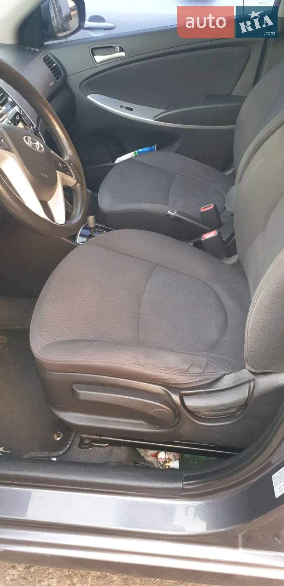 2012 Hyundai Accent - мініатюра 19