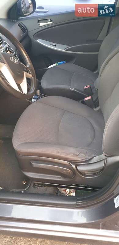 Хетчбек Hyundai Accent 2012 в Києві фото 19 Хетчбек Hyundai Accent 2012 в Києві