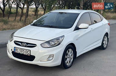 Седан Hyundai Accent 2011 в Николаеве