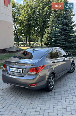 Седан Hyundai Accent 2013 в 