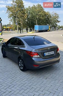 Седан Hyundai Accent 2013 в 