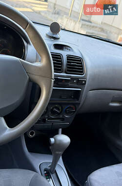 Седан Hyundai Accent 2005 в 