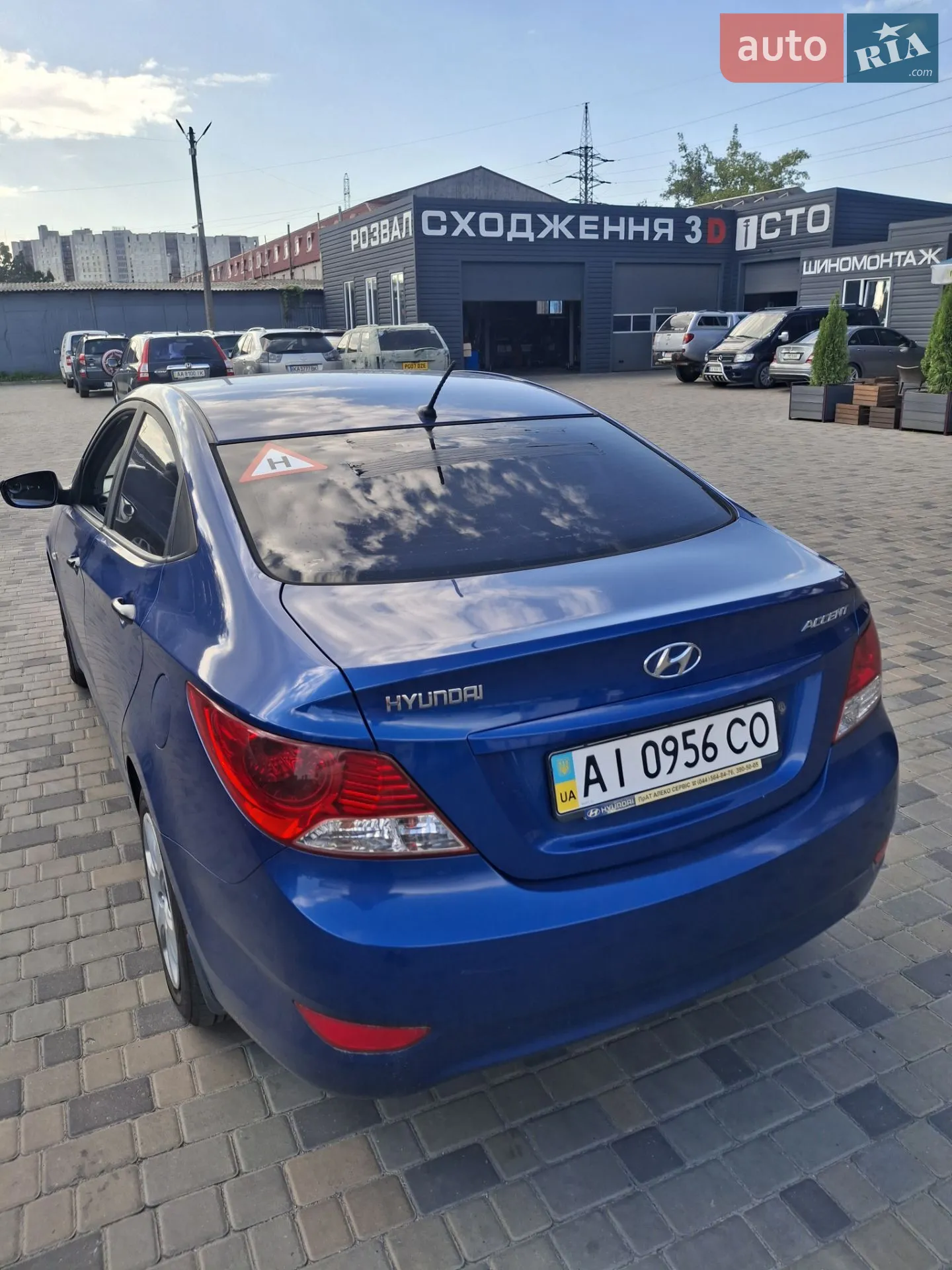2011 Hyundai Accent - мініатюра 2
