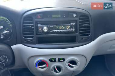 Седан Hyundai Accent 2008 в 