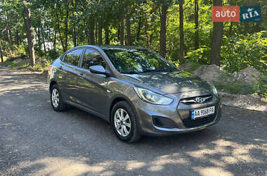 Седан Hyundai Accent 2013 в Василькове
