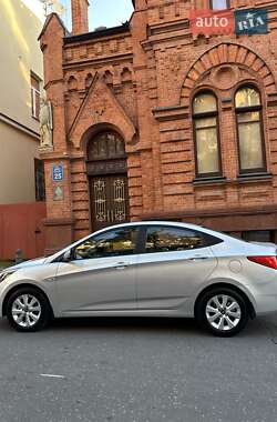 Седан Hyundai Accent 2016 в 
