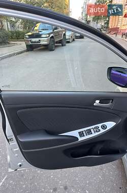 Седан Hyundai Accent 2016 в 