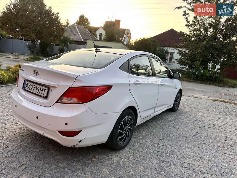 Седан Hyundai Accent 2015 в Харькове