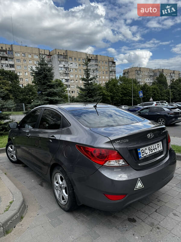 Седан Hyundai Accent 2012 в Львові фото 6 Седан Hyundai Accent 2012 в Львові