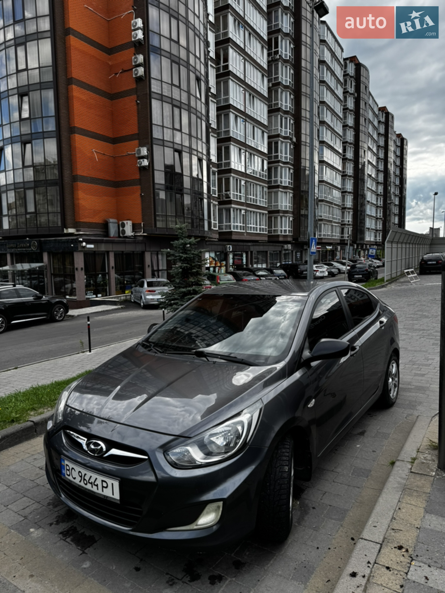 2012 Hyundai Accent - мініатюра 10