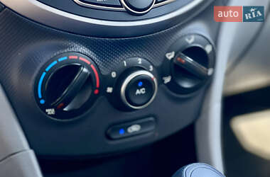 Седан Hyundai Accent 2016 в 