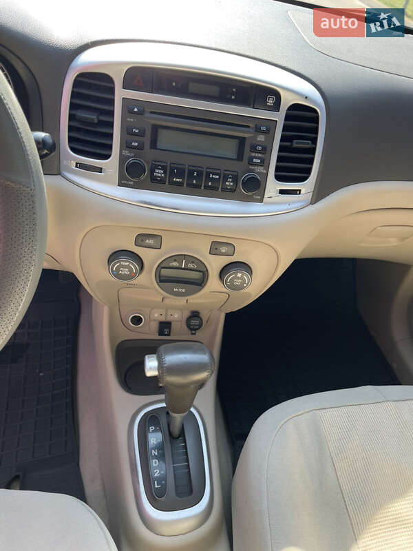 Седан Hyundai Accent 2008 в Києві