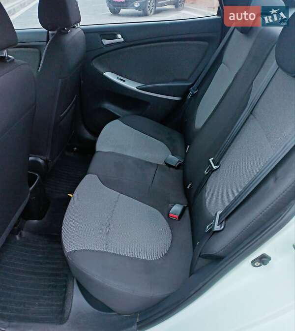 Седан Hyundai Accent 2013 в Луцьку