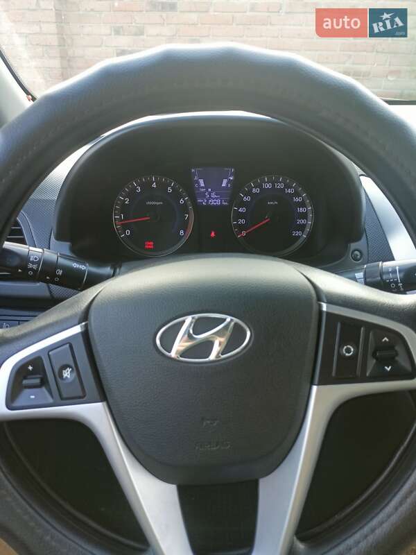 Седан Hyundai Accent 2013 в Луцьку