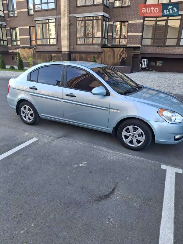 Седан Hyundai Accent 2008 в Чернигове