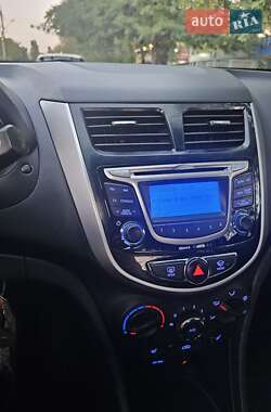 Седан Hyundai Accent 2011 в Одесі