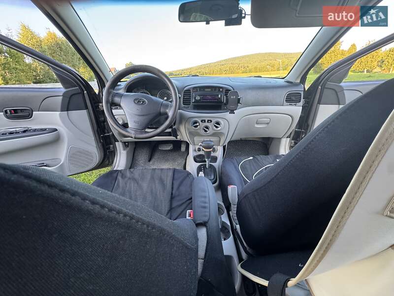 Седан Hyundai Accent 2008 в Києві