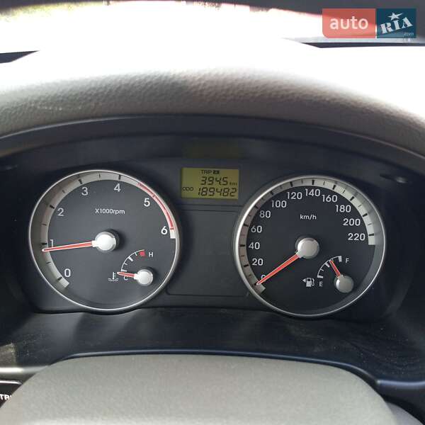 Седан Hyundai Accent 2008 в Пулинах
