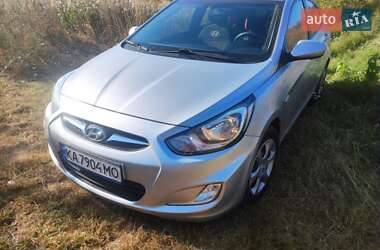 Седан Hyundai Accent 2012 в Обухові