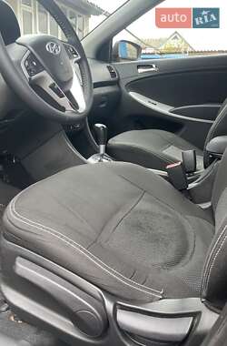 Седан Hyundai Accent 2013 в 