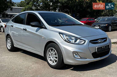 Седан Hyundai Accent 2011 в Одессе