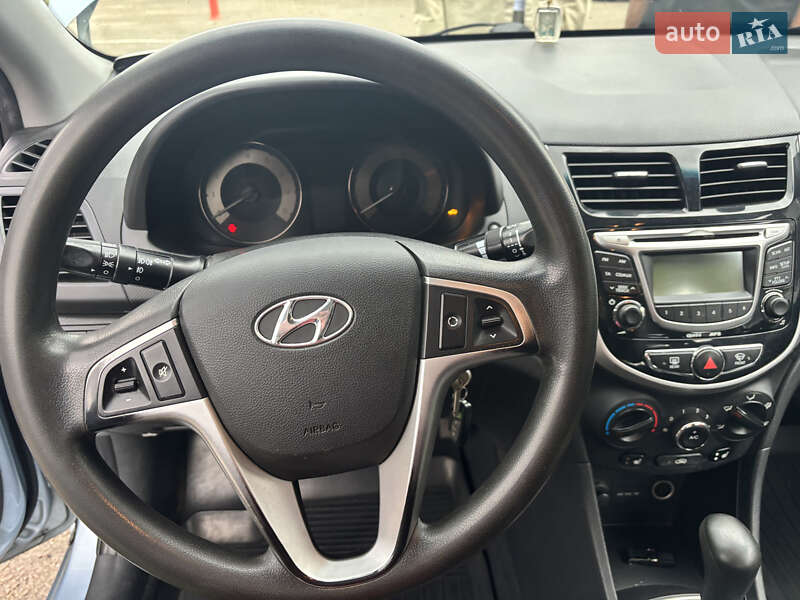 Седан Hyundai Accent 2012 в Киеве