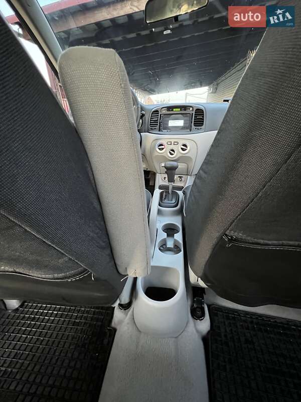 Седан Hyundai Accent 2008 в Кропивницком