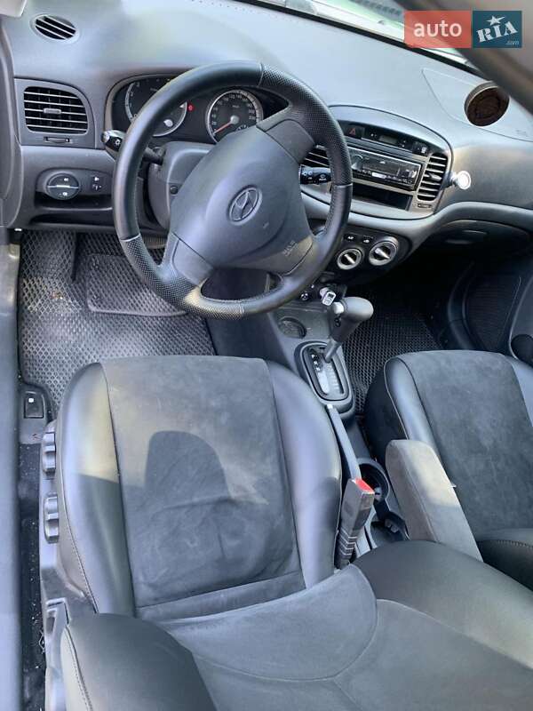 Хэтчбек Hyundai Accent 2007 в Кропивницком