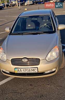 Седан Hyundai Accent 2008 в Киеве
