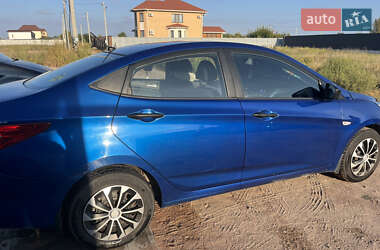 Седан Hyundai Accent 2011 в 