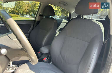 Седан Hyundai Accent 2012 в 