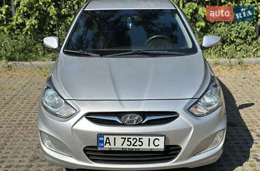 Седан Hyundai Accent 2012 в 
