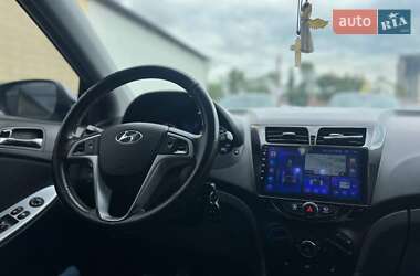 Седан Hyundai Accent 2011 в 