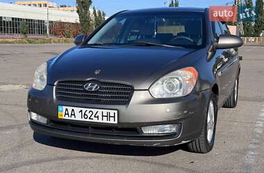 Седан Hyundai Accent 2008 в Киеве