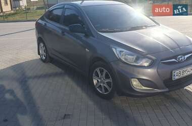 Седан Hyundai Accent 2013 в Бершади
