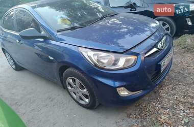 Седан Hyundai Accent 2011 в 
