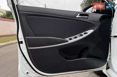 Седан Hyundai Accent 2012 в 