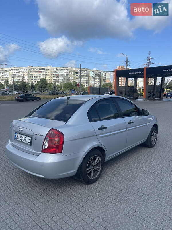Седан Hyundai Accent 2008 в Полтаве