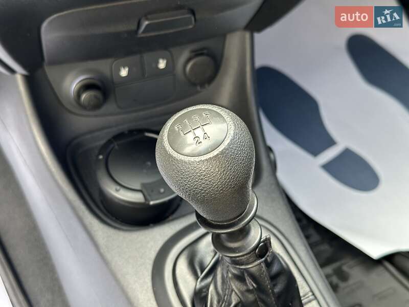 Хэтчбек Hyundai Accent 2008 в Киеве