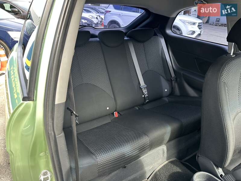 Хэтчбек Hyundai Accent 2008 в Киеве