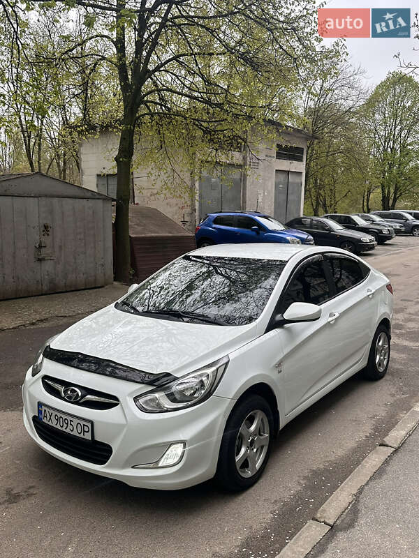 Седан Hyundai Accent 2011 в Харькове