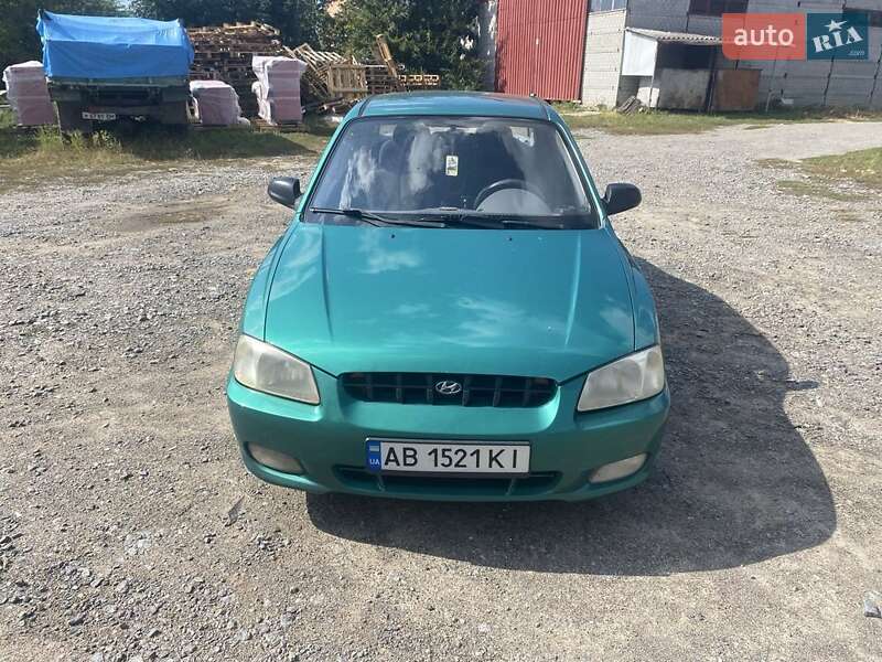 Hyundai Accent 2000