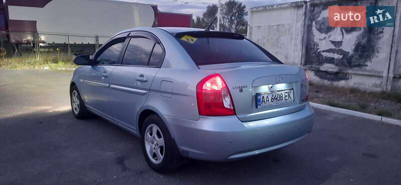 Седан Hyundai Accent 2007 в Киеве