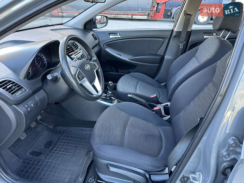 Седан Hyundai Accent 2019 в Киеве