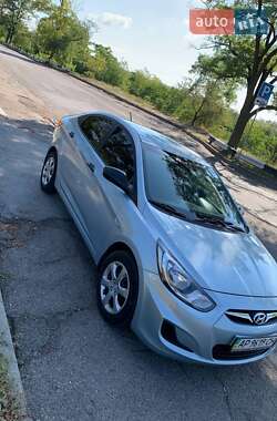 Седан Hyundai Accent 2012 в 