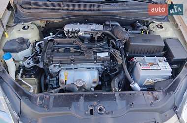 Седан Hyundai Accent 2010 в 