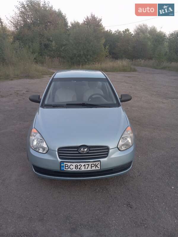 Седан Hyundai Accent 2008 в Львове