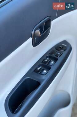 Седан Hyundai Accent 2008 в 