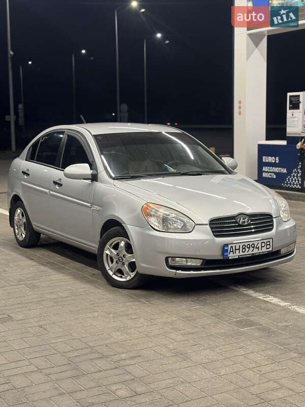 Hyundai Accent 2008