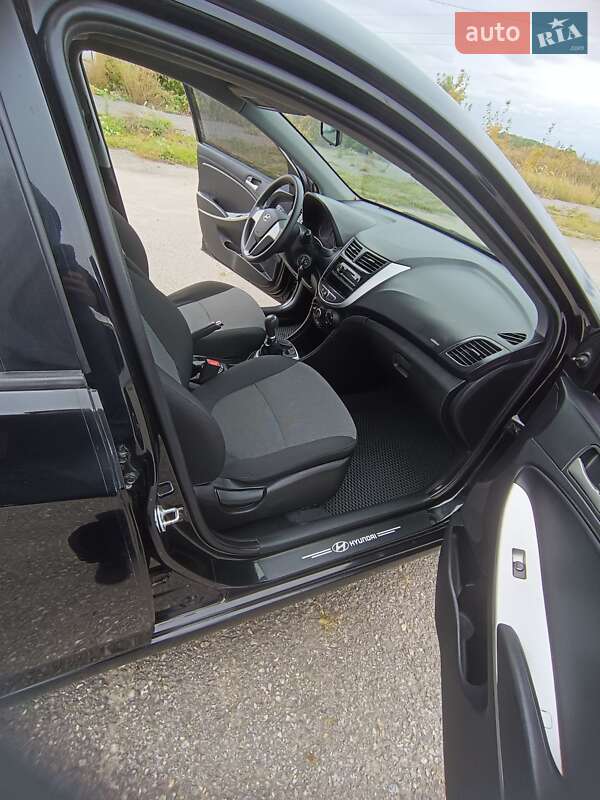 Седан Hyundai Accent 2013 в Виннице фото 28 Седан Hyundai Accent 2013 в Виннице